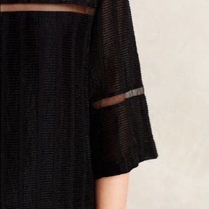 NWT Anthropologie HD in Paris Black Top Sz 2
